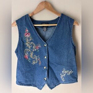 PTNY Denim Button Up Vest With Painted Detailing Size M